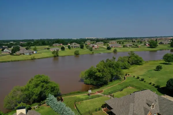 2701 Long Lake PL, Norman, OK 73026