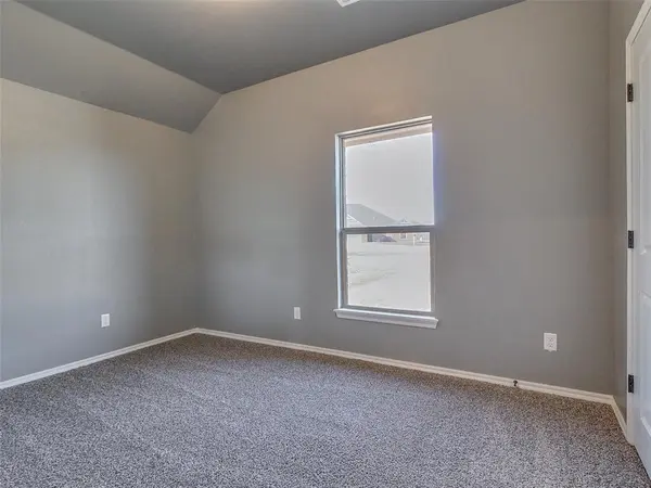 2203 E Iron Tire DR, Stillwater, OK 74074