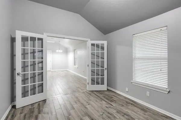 720 N Bristow AVE, Moore, OK 73160