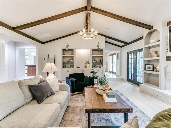 5330 Indian Hill RD, Edmond, OK 73034