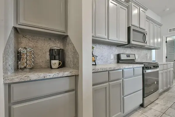 15700 Potomac DR, Edmond, OK 73013