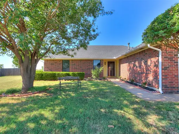2011 NE Van Buren AVE, Piedmont, OK 73078