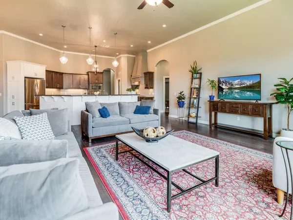 3108 Colton DR, Edmond, OK 73013