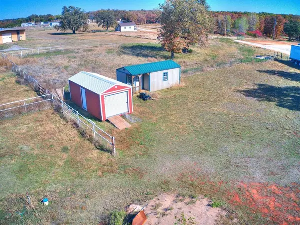 20449 Walker RD, Tecumseh, OK 74801