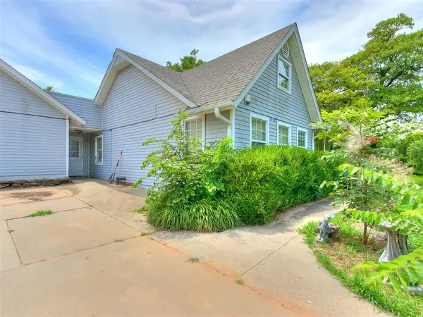 3650 E Cedar LN, Noble, OK 73068