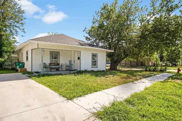 1228 NW 92nd ST, Oklahoma City, OK 73114