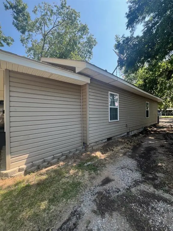 533 N Kickapoo AVE, Shawnee, OK 74801