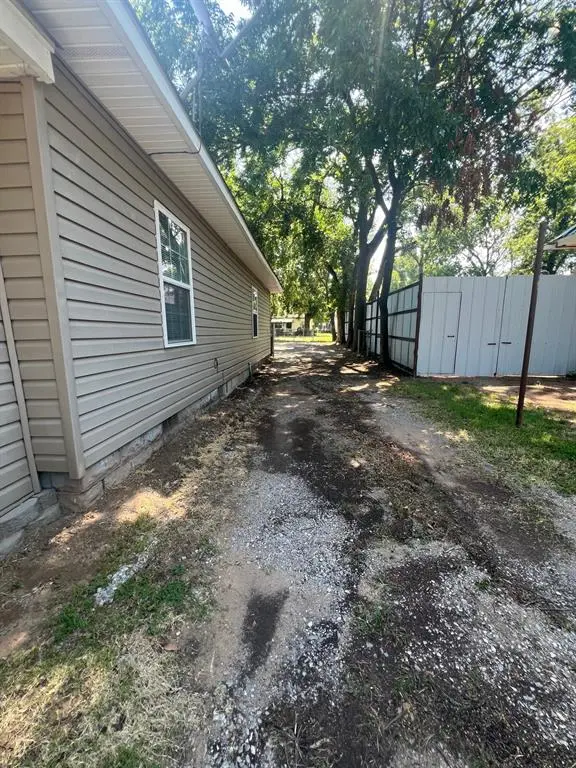 533 N Kickapoo AVE, Shawnee, OK 74801