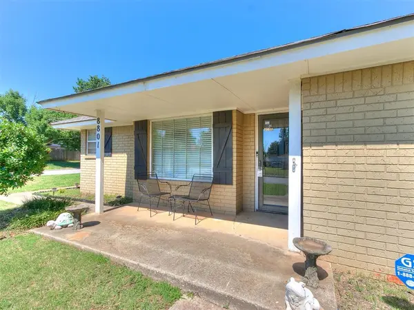 8801 Aaron DR, Oklahoma City, OK 73132