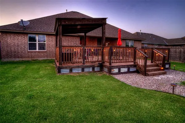 1020 SW 16th ST, Moore, OK 73160