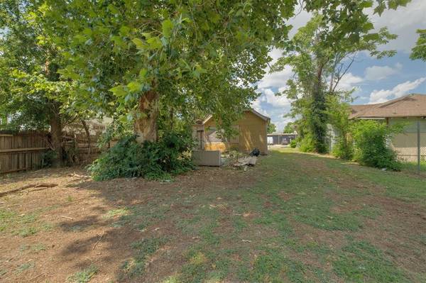 1618 NW 3rd ST, Oklahoma City, OK 73106