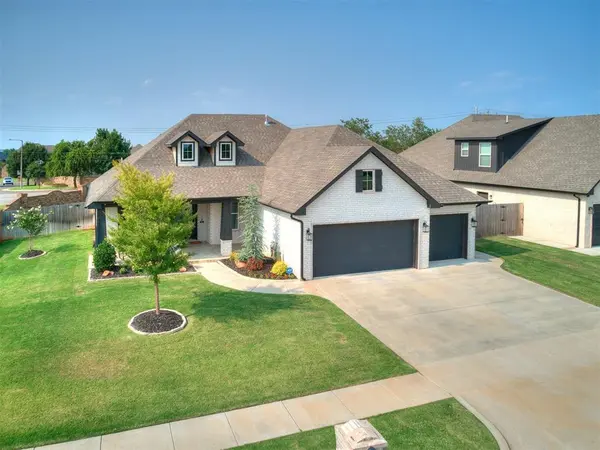 11633 NW 108th TER, Yukon, OK 73099