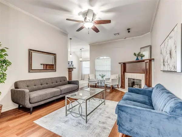 15800 Darlington CT, Edmond, OK 73013