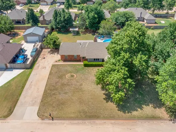 1536 W Whippoorwill WAY, Mustang, OK 73064