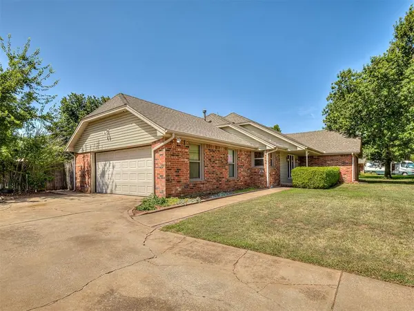1536 W Whippoorwill WAY, Mustang, OK 73064