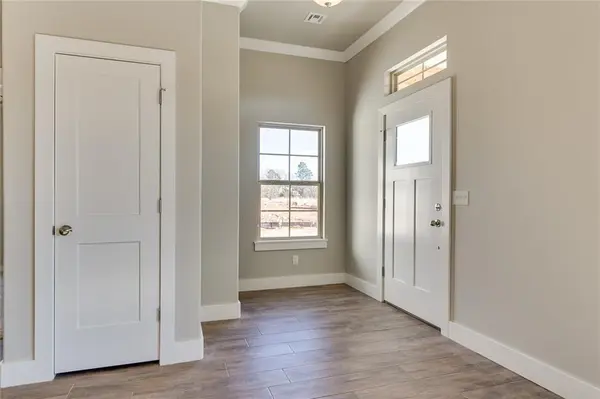 2609 NE 16th ST, Moore, OK 73160