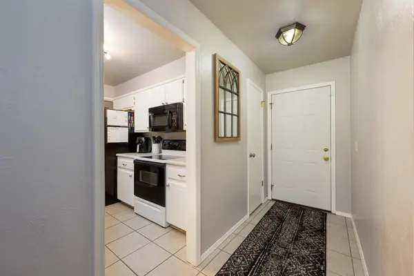 8701 Tracy DR, Oklahoma City, OK 73127