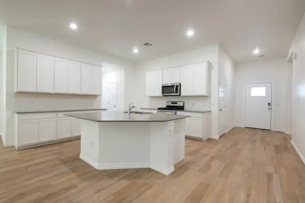 9044 NW 149th TER, Yukon, OK 73099