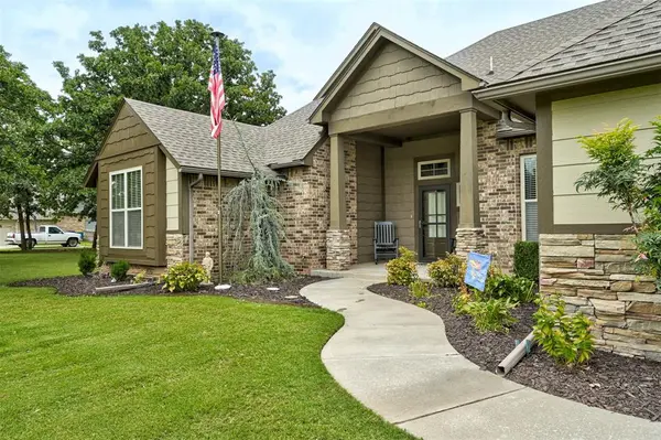 2992 Piper LN, Choctaw, OK 73020