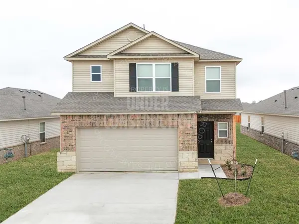 9505 Gray Wolf LN, Yukon, OK 73099