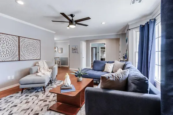 10200 Sunnymeade PL, Oklahoma City, OK 73120