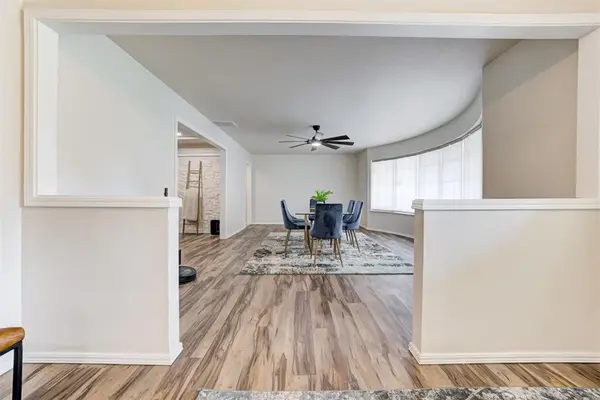3637 Sunvalley DR, Midwest City, OK 73110