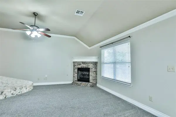 631 W Shadow Ridge WAY, Mustang, OK 73064