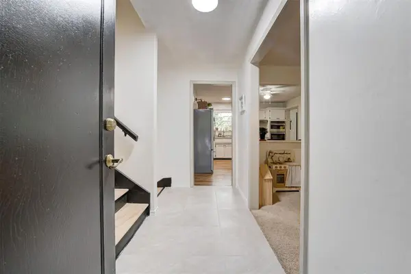 1221 Briarwood DR, Edmond, OK 73034