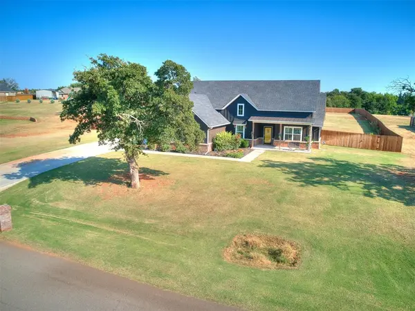 12140 Memory LN, Edmond, OK 73025