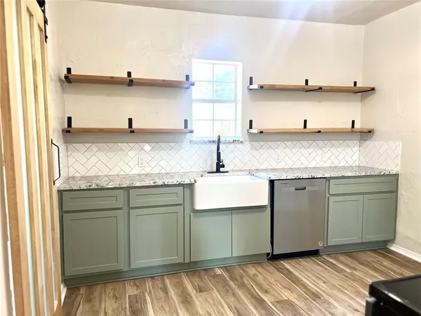 1012 S 13th ST, Chickasha, OK 73018