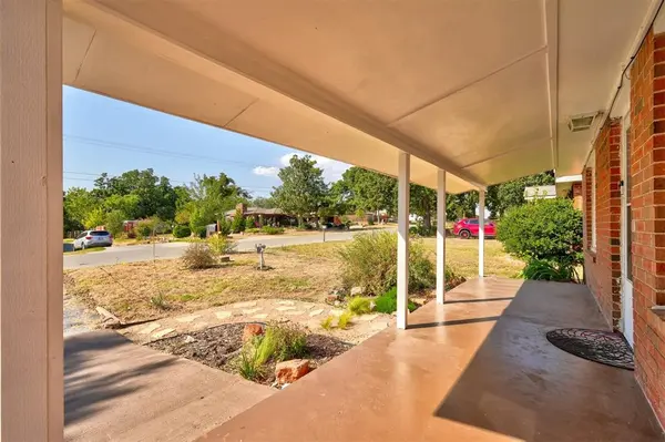 3408 N Wilburn AVE, Bethany, OK 73008