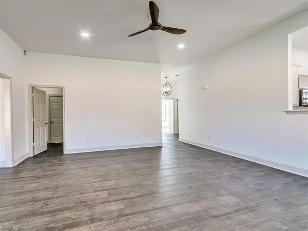 2217 SW 94th TER, Oklahoma City, OK 73159
