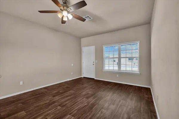 1320 Onyx ST, Noble, OK 73068