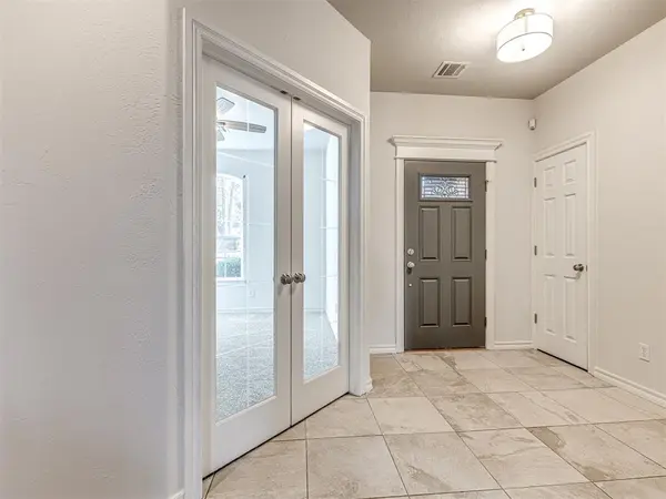 8723 Hawkeye PASS, Edmond, OK 73034