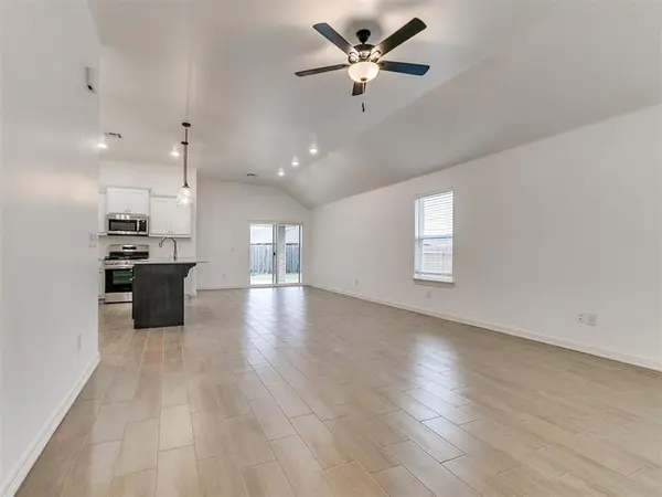 3501 Sawtooth Ridge DR, Yukon, OK 73099