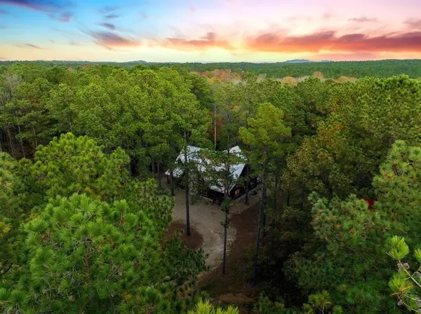 207 Early Wood TRL, Broken Bow, OK 74728