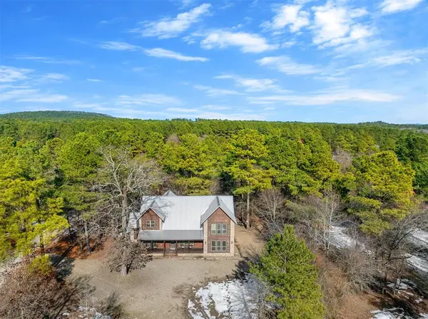 32 Orange Blossom LN, Broken Bow, OK 74728
