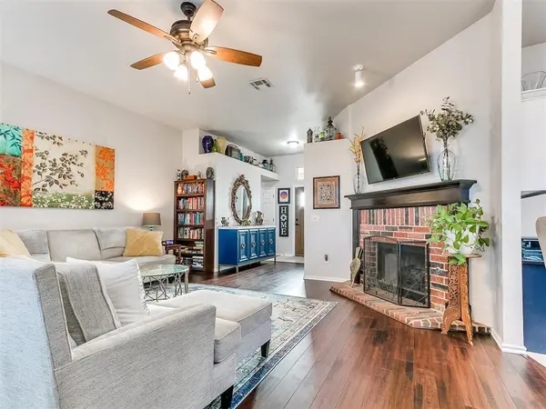 16216 Sugar Loaf DR, Edmond, OK 73013