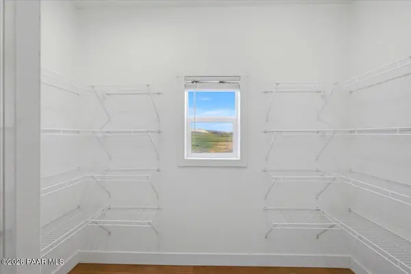 28187 N Wonder WAY, Paulden, AZ 86334