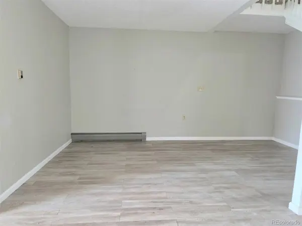 6927 S Bryant ST, Littleton, CO 80120
