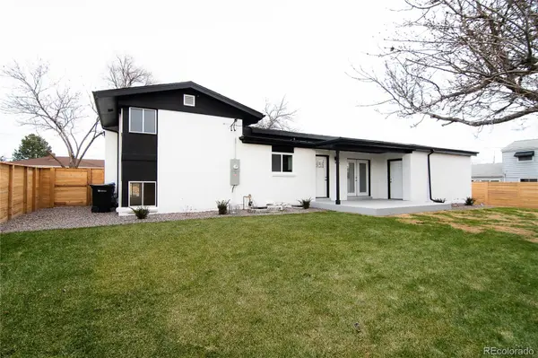 12362 W 60th PL, Arvada, CO 80004