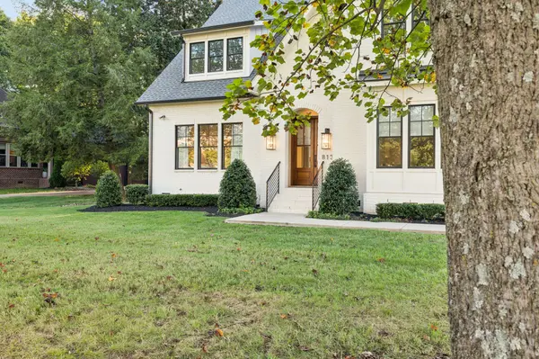 813 Hillsboro Rd, Franklin, TN 37064