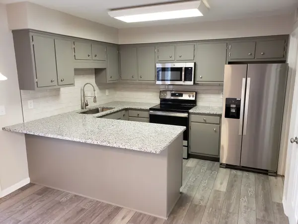 114 Acklen Park Dr #4, Nashville, TN 37203