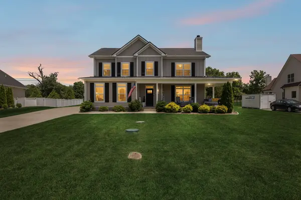 2044 Trout Trl, Murfreesboro, TN 37129