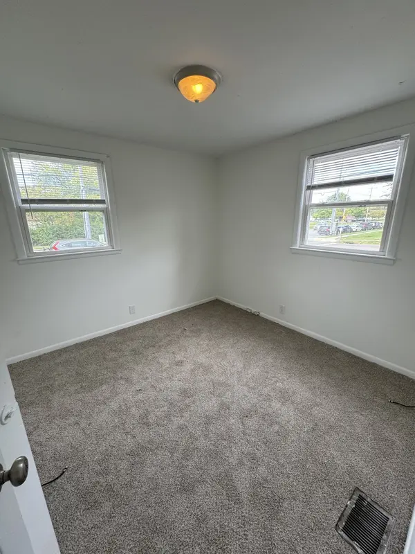 301 Bridge Ave, Murfreesboro, TN 37129