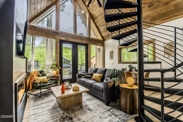 204 Braydens Way, Gatlinburg, TN 37738
