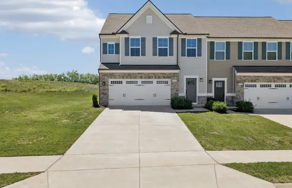 1322 Crescent Ridge Dr, Gallatin, TN 37066