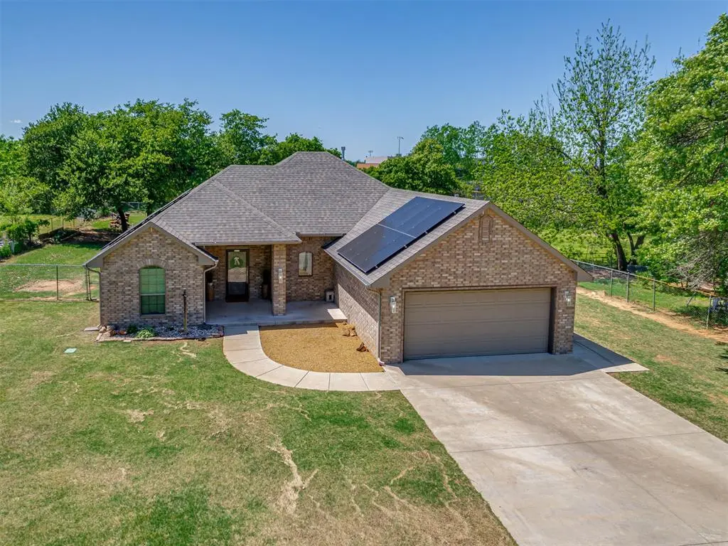 687 Oak Park DR, Choctaw, OK 73020