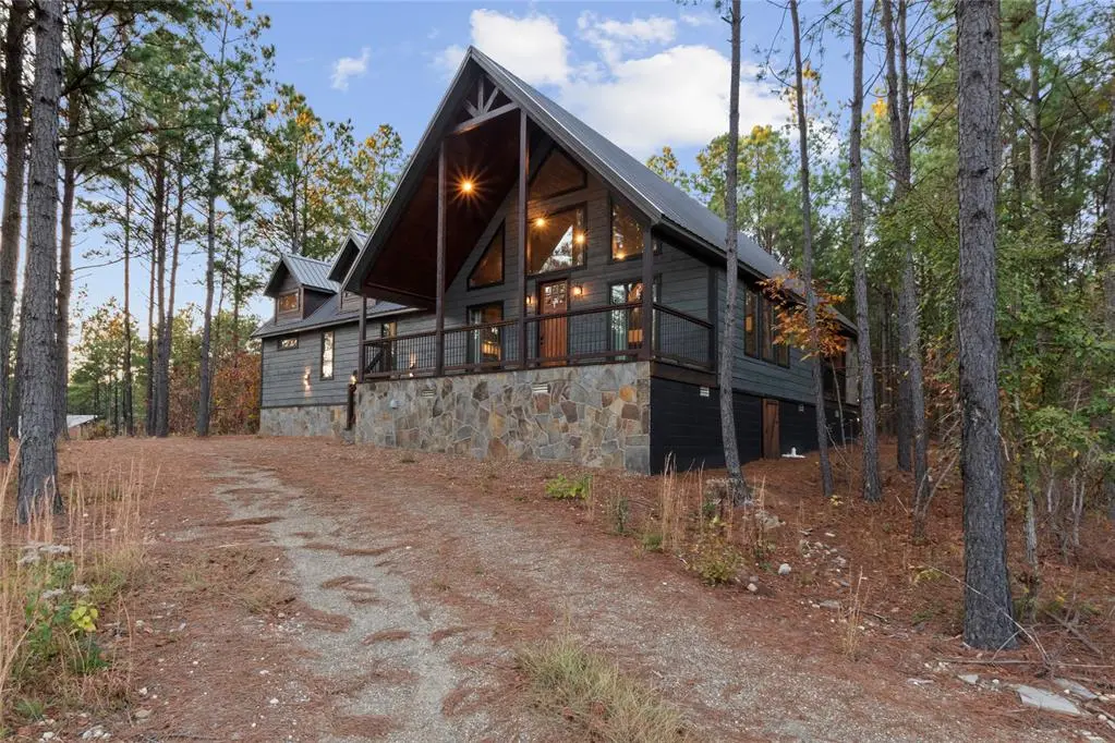 157 Bear Oak TRL, Broken Bow, OK 74728
