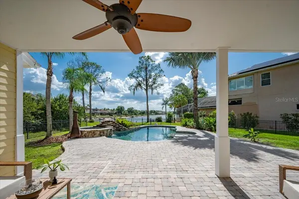 17802 SAINT LUCIA ISLE DR, Tampa, FL 33647